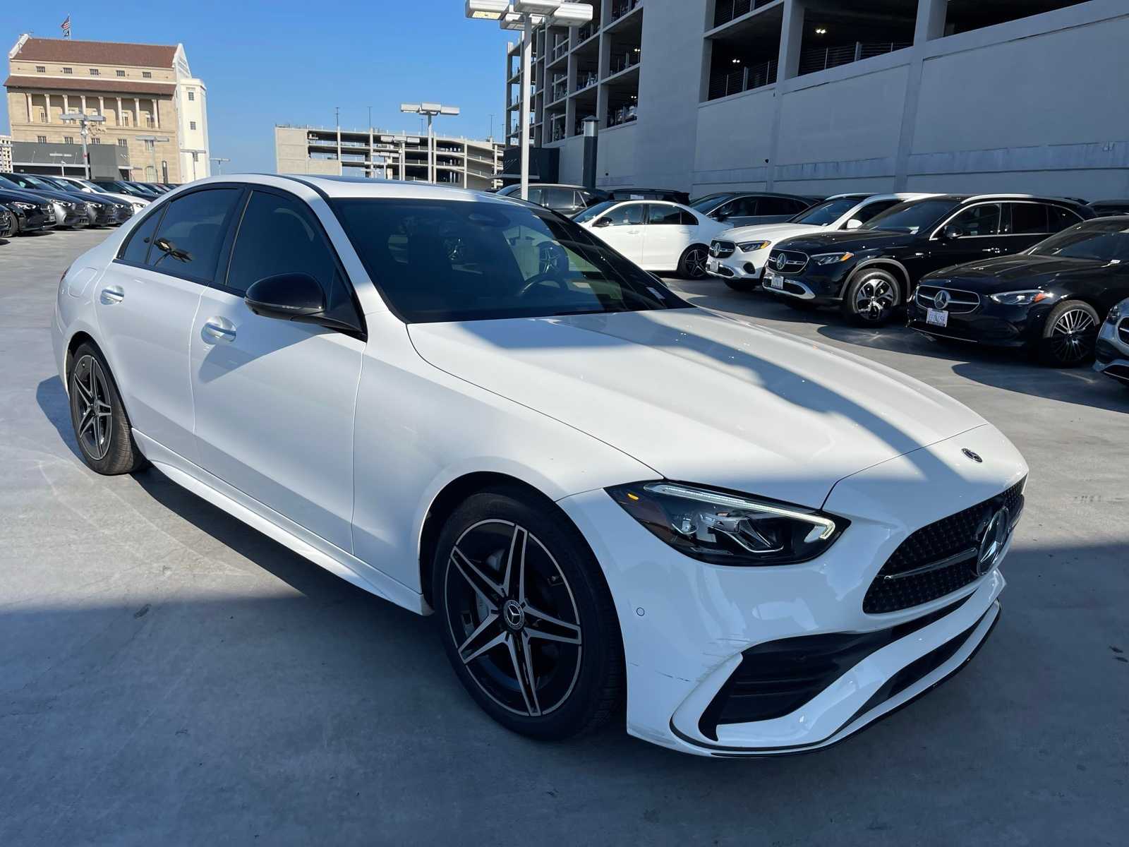 Thumbnail: 2022 Mercedes-Benz C-Class - 4