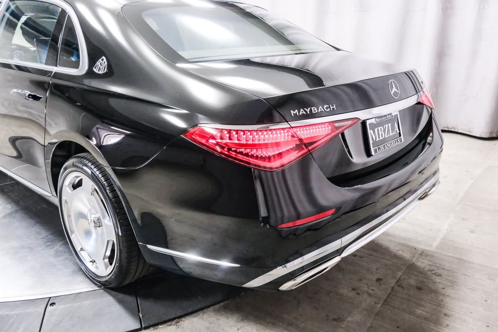 Thumbnail: 2024 Mercedes-Benz S-Class - 8