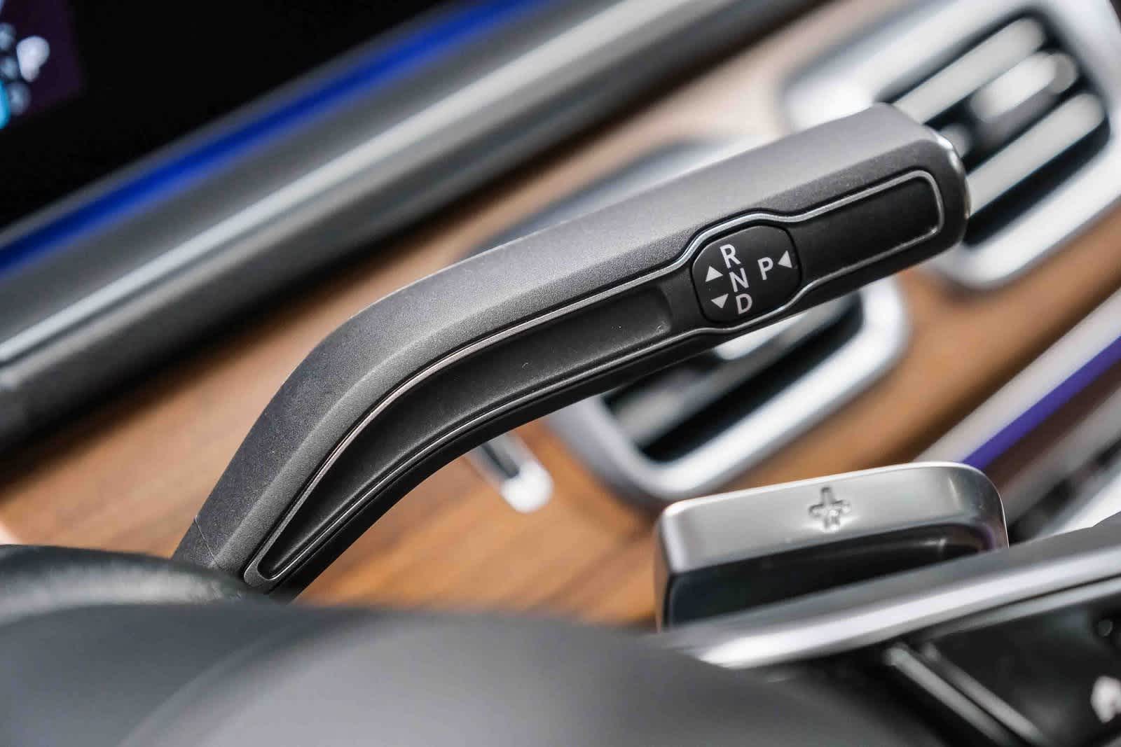 Thumbnail: 2025 Mercedes-Benz GLE - 21