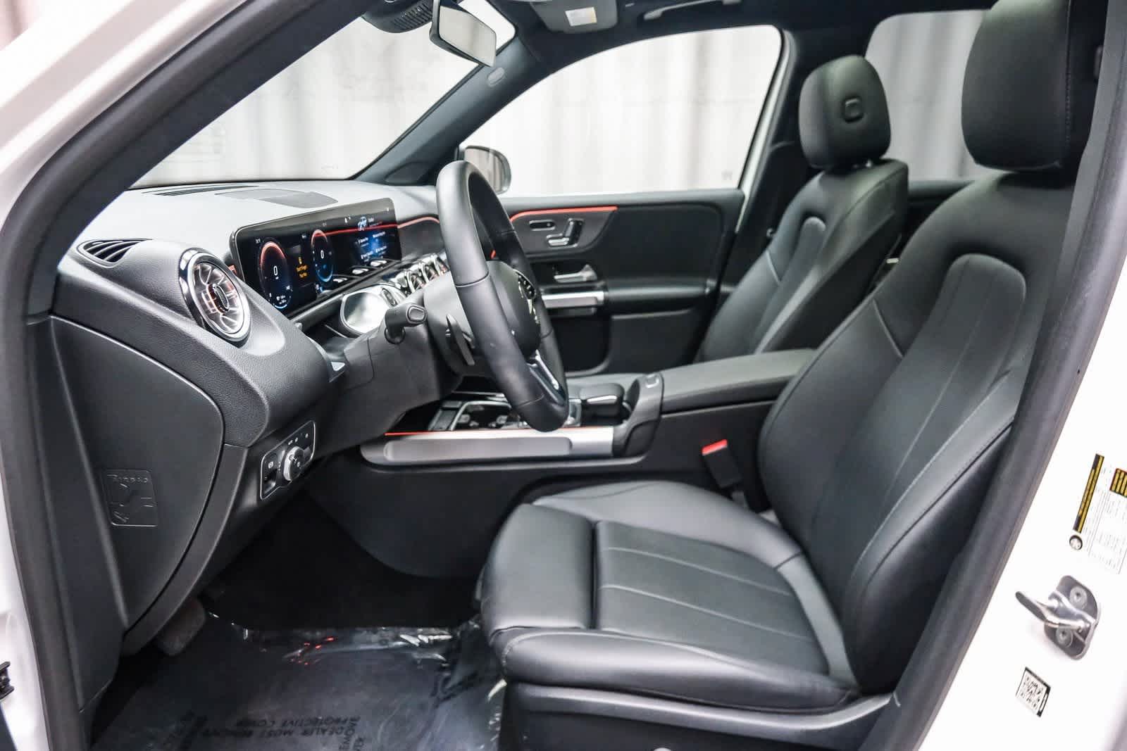 Thumbnail: 2023 Mercedes-Benz EQB - 18