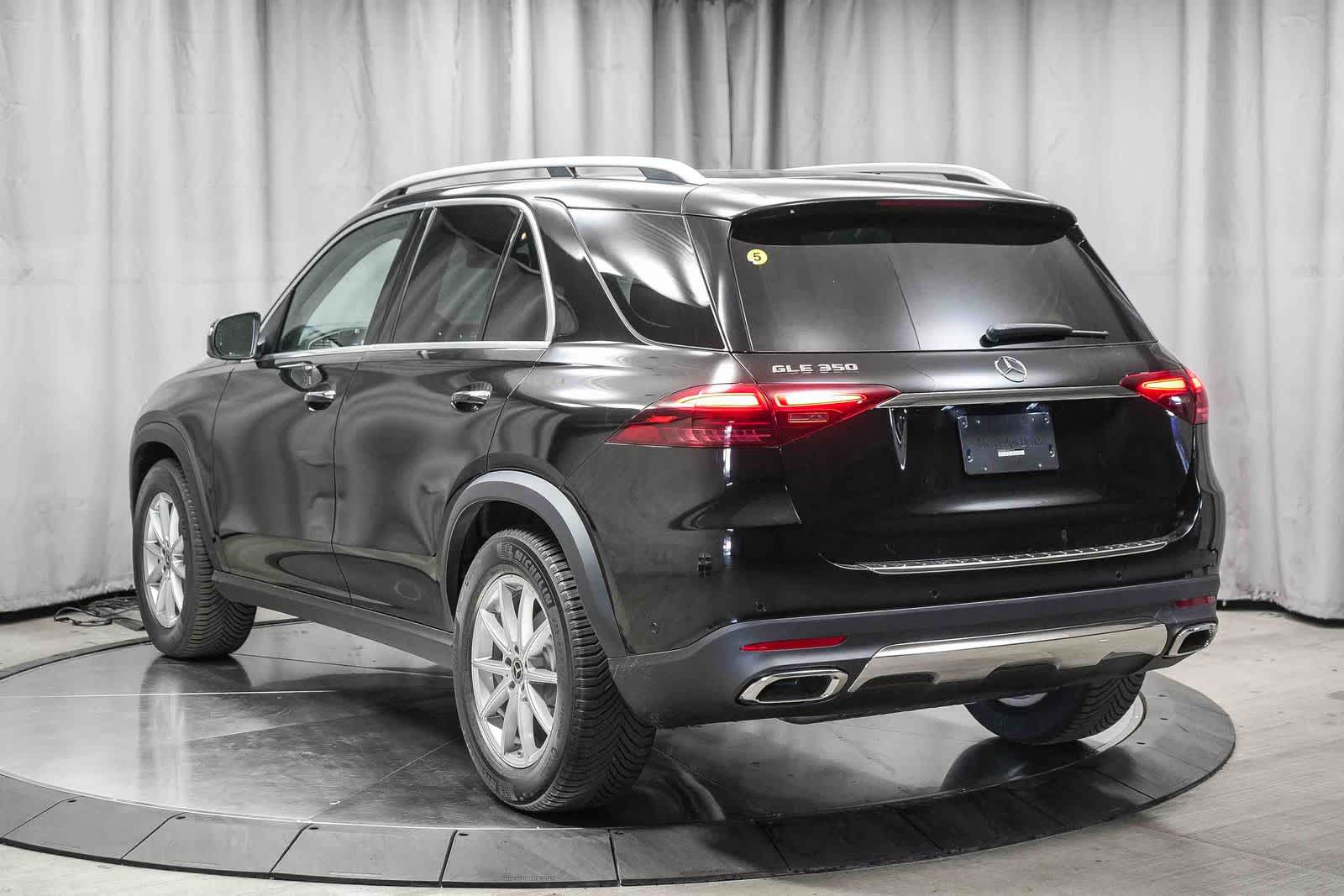 Thumbnail: 2026 Mercedes-Benz GLE - 8