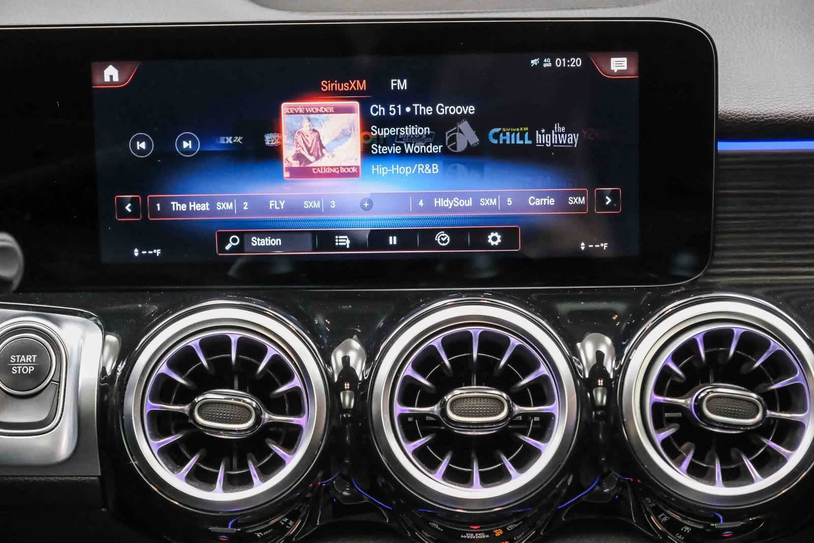 Thumbnail: 2023 Mercedes-Benz EQB - 15