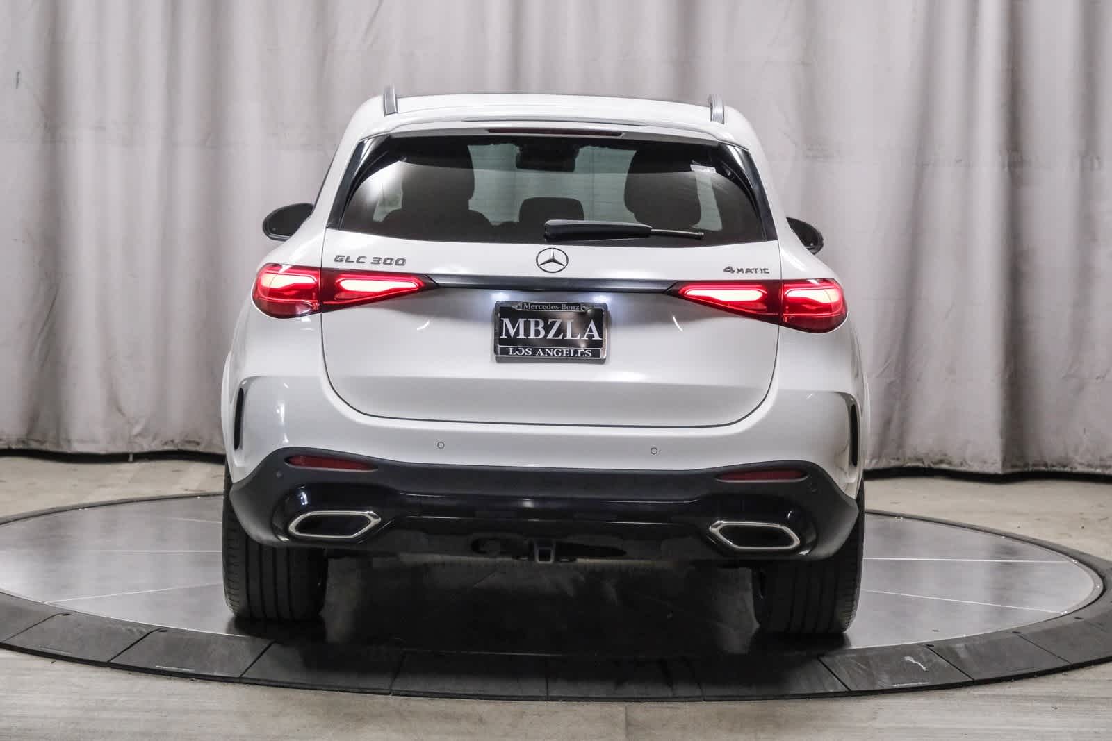 Thumbnail: 2023 Mercedes-Benz GLC - 3