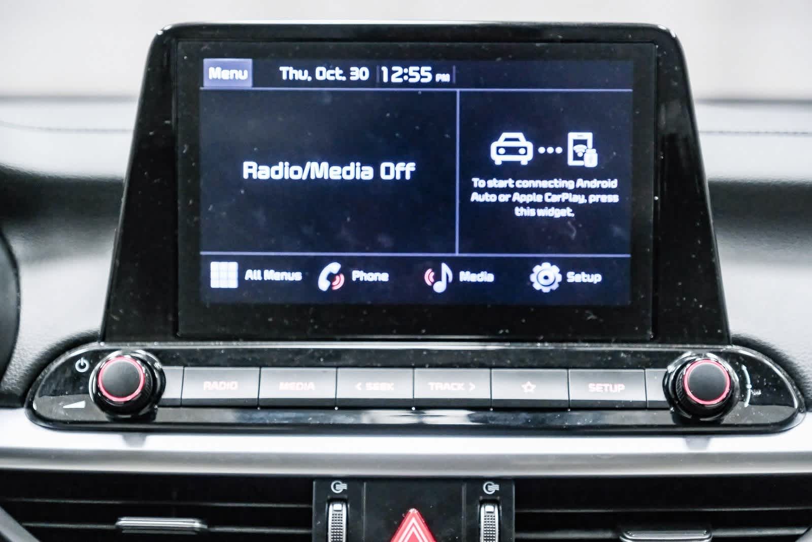 Thumbnail: 2022 Kia Forte - 16