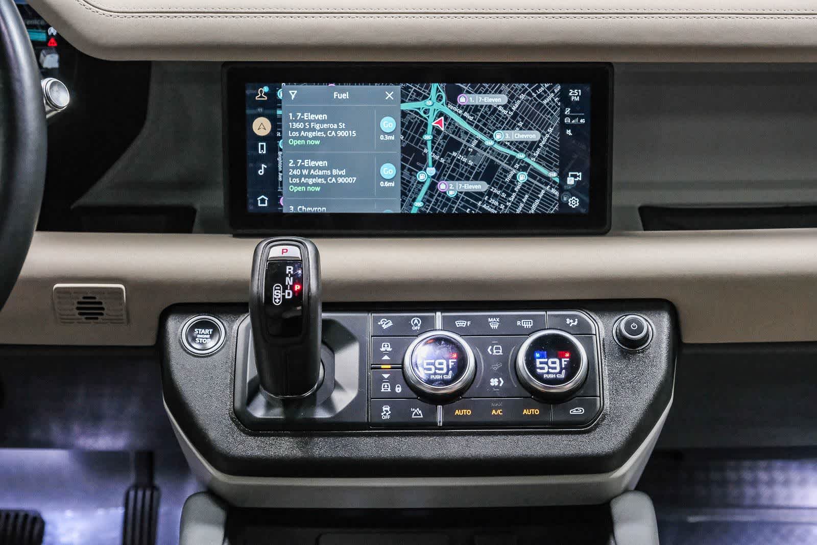 Thumbnail: 2022 Land Rover Defender - 15