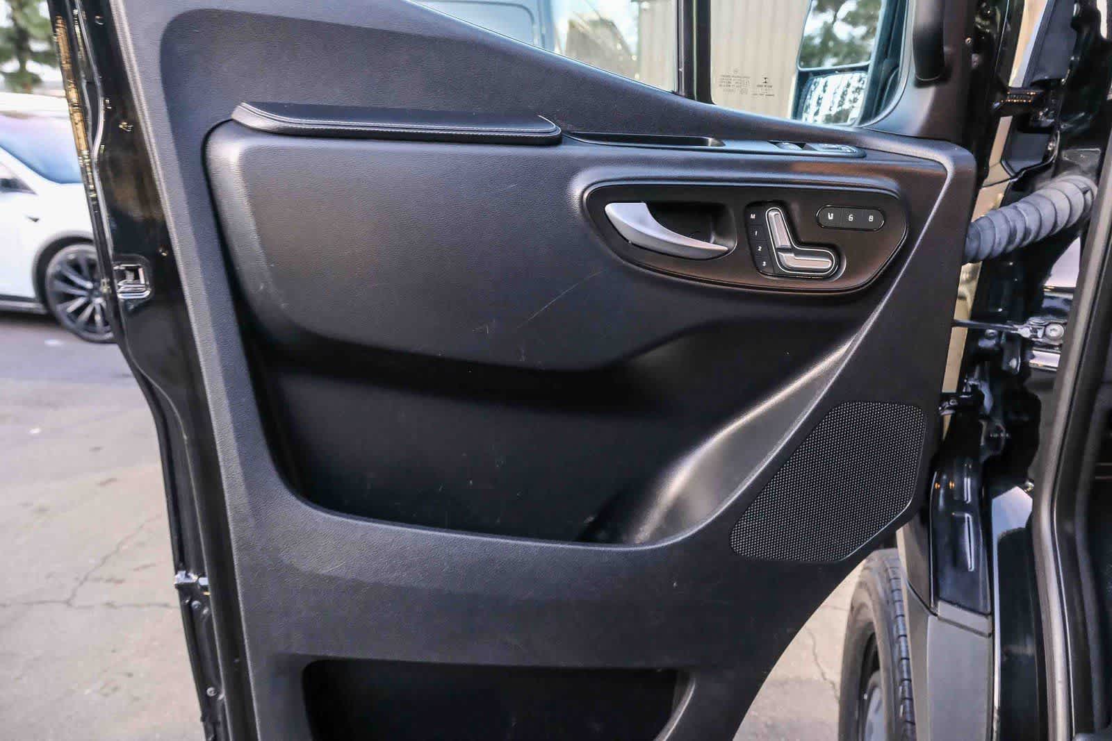 Thumbnail: 2021 Mercedes-Benz Sprinter - 22