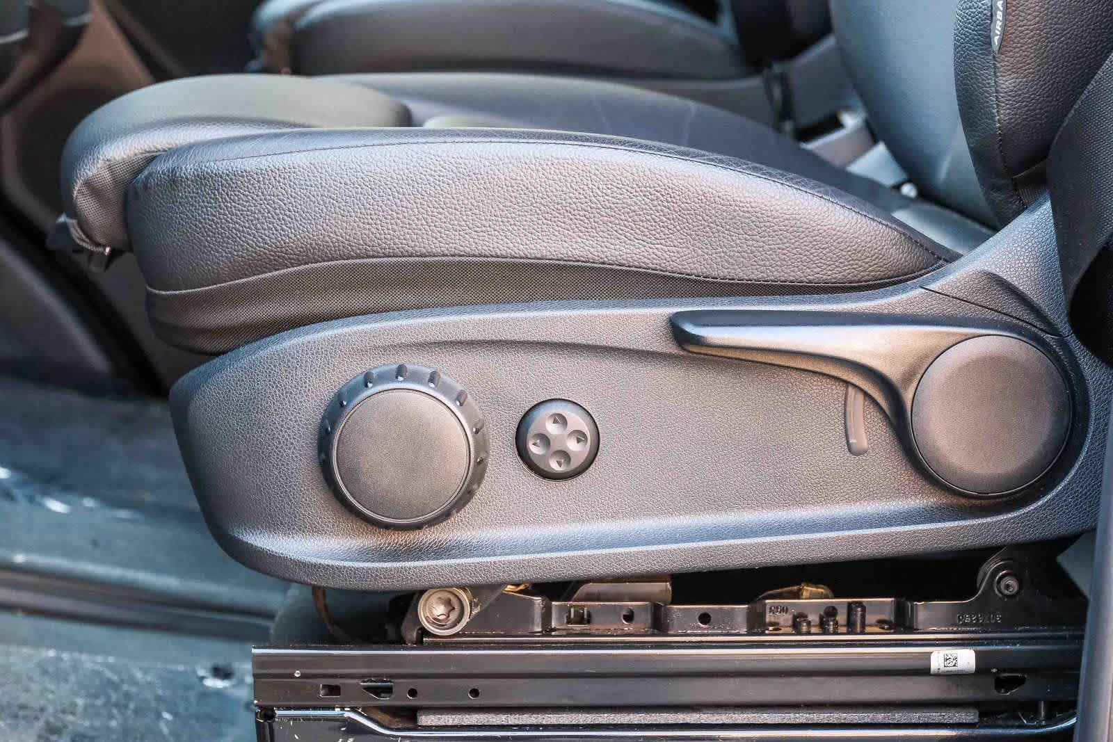 Thumbnail: 2024 Mercedes-Benz Sprinter - 25