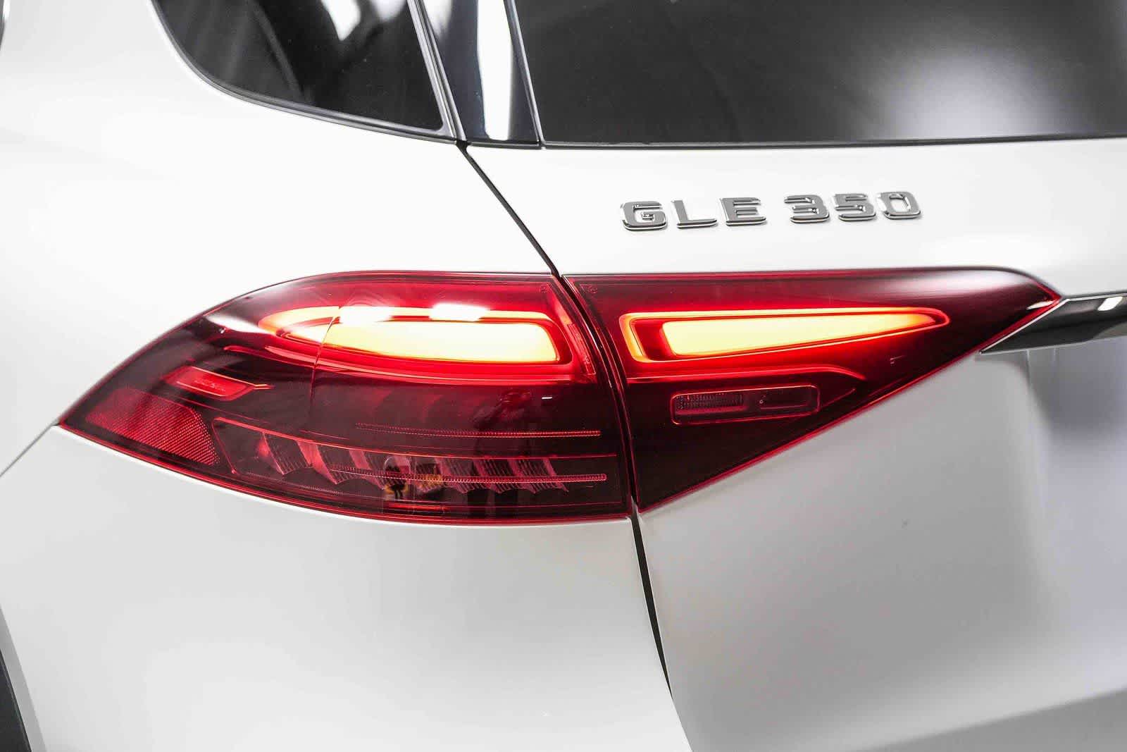 Thumbnail: 2026 Mercedes-Benz GLE - 9