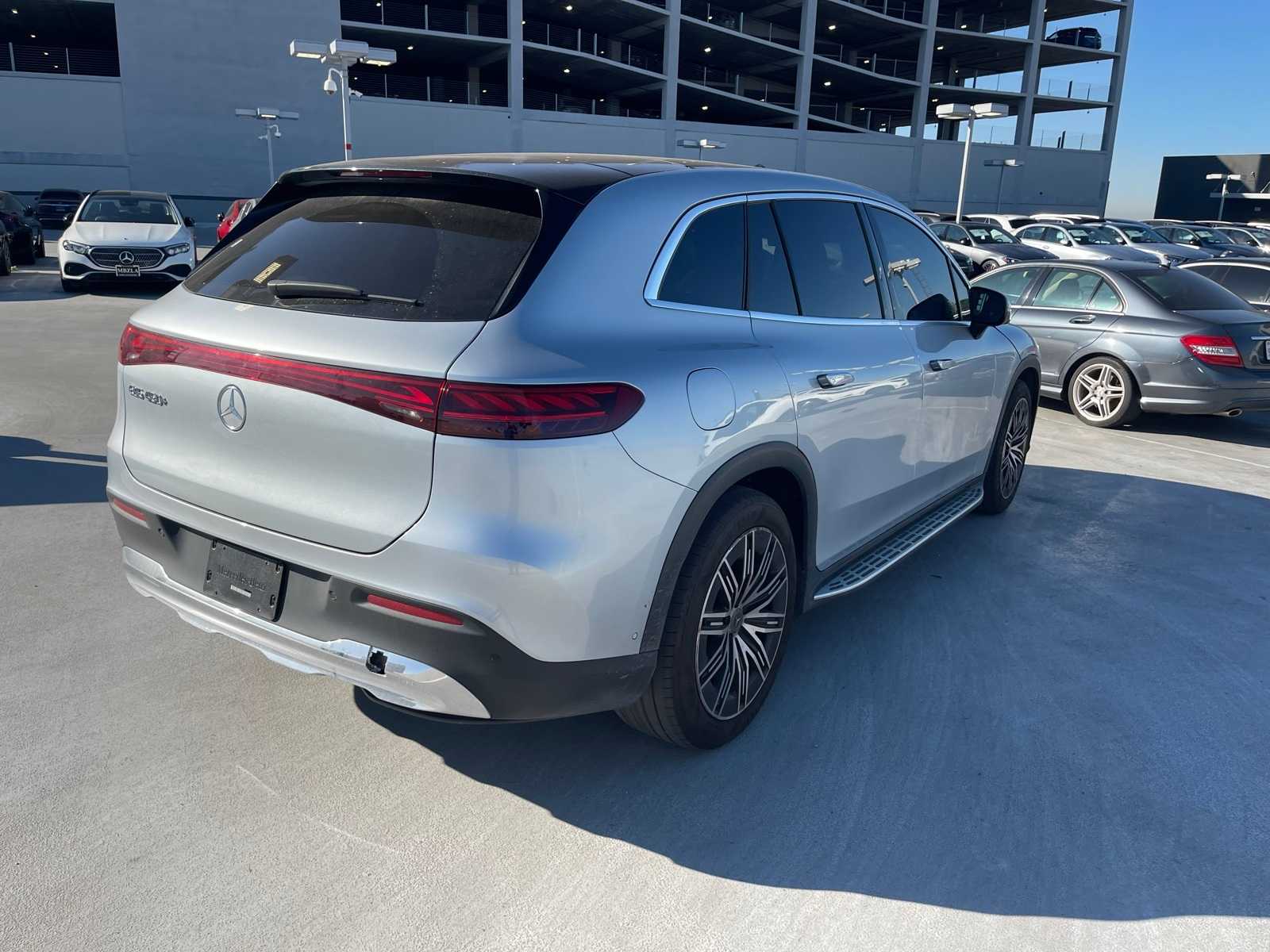 Thumbnail: 2023 Mercedes-Benz EQS - 3