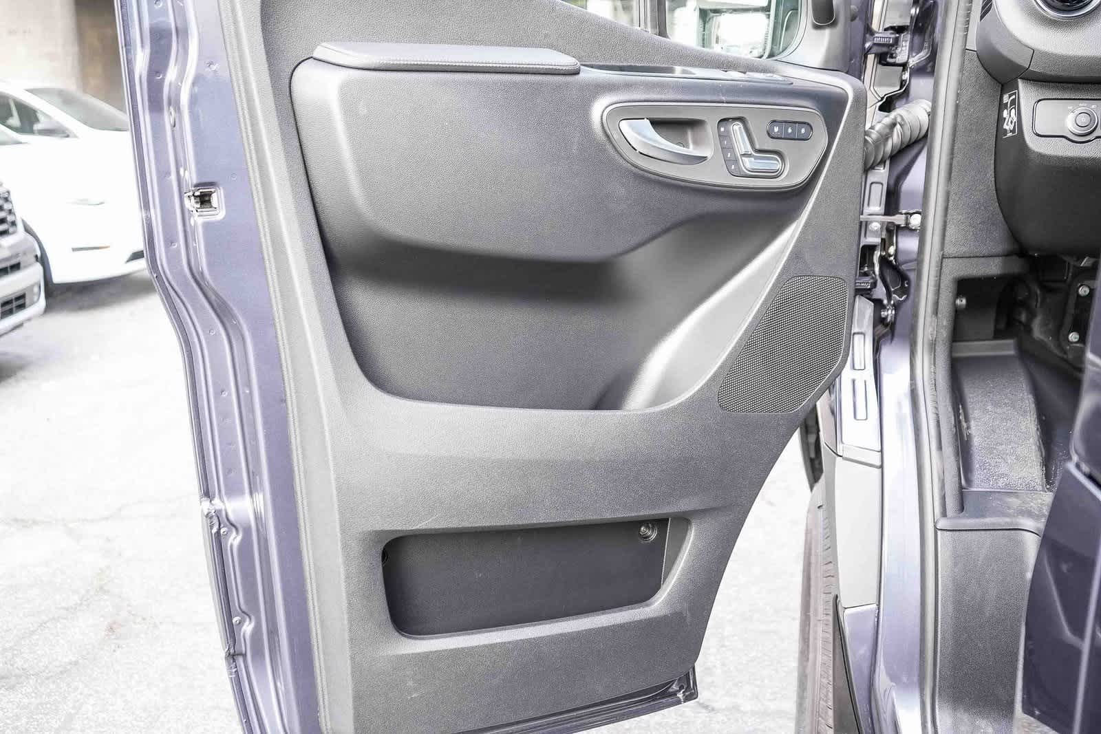 Thumbnail: 2026 Mercedes-Benz Sprinter - 19