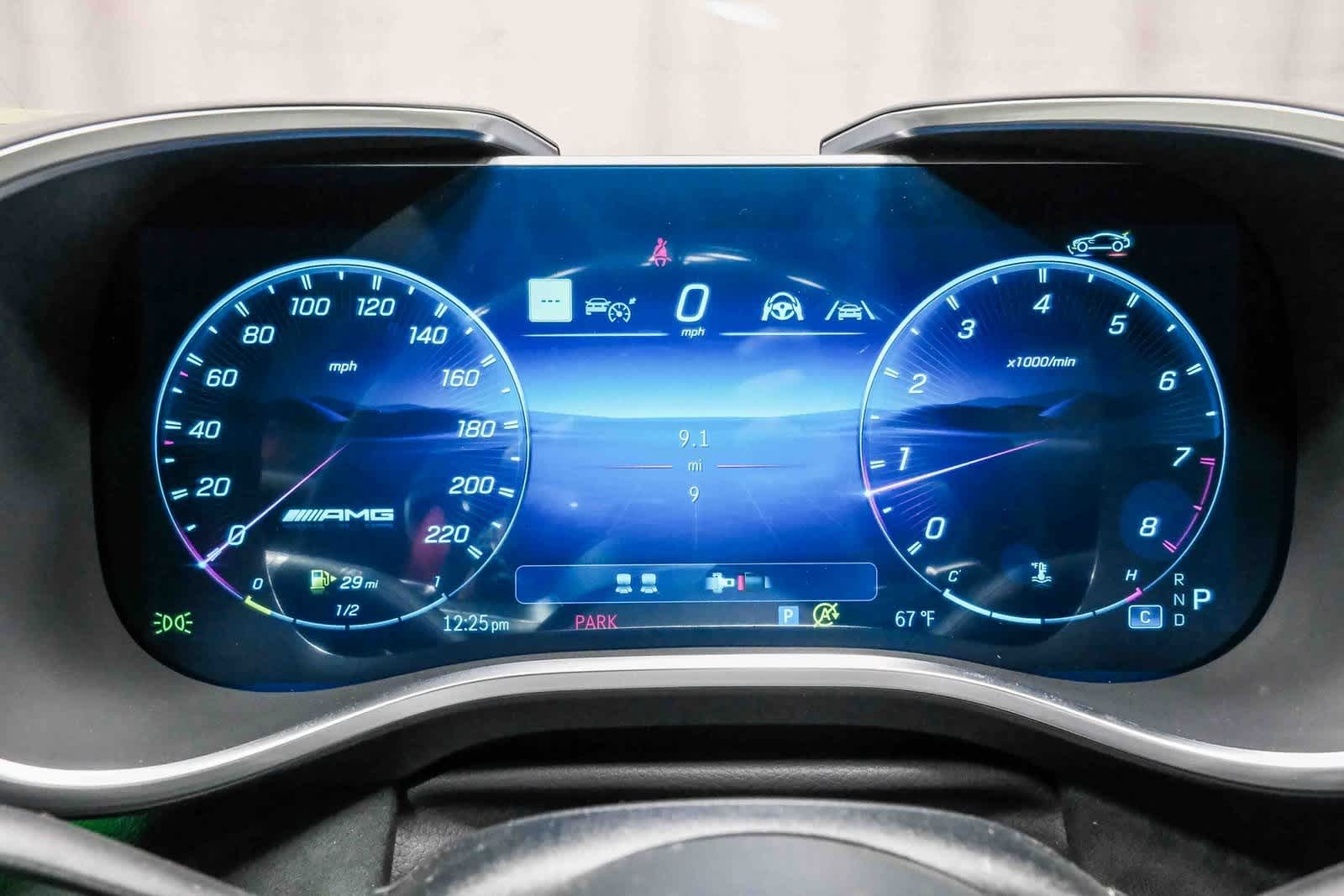 Thumbnail: 2026 Mercedes-Benz AMG GT - 22