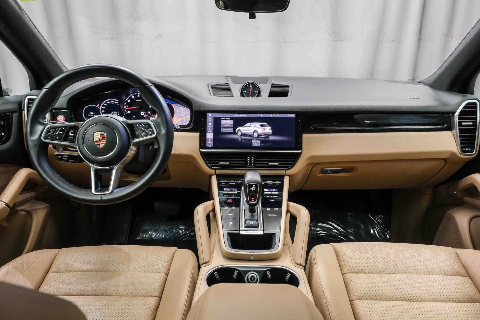 Thumbnail: 2020 Porsche Cayenne - 13