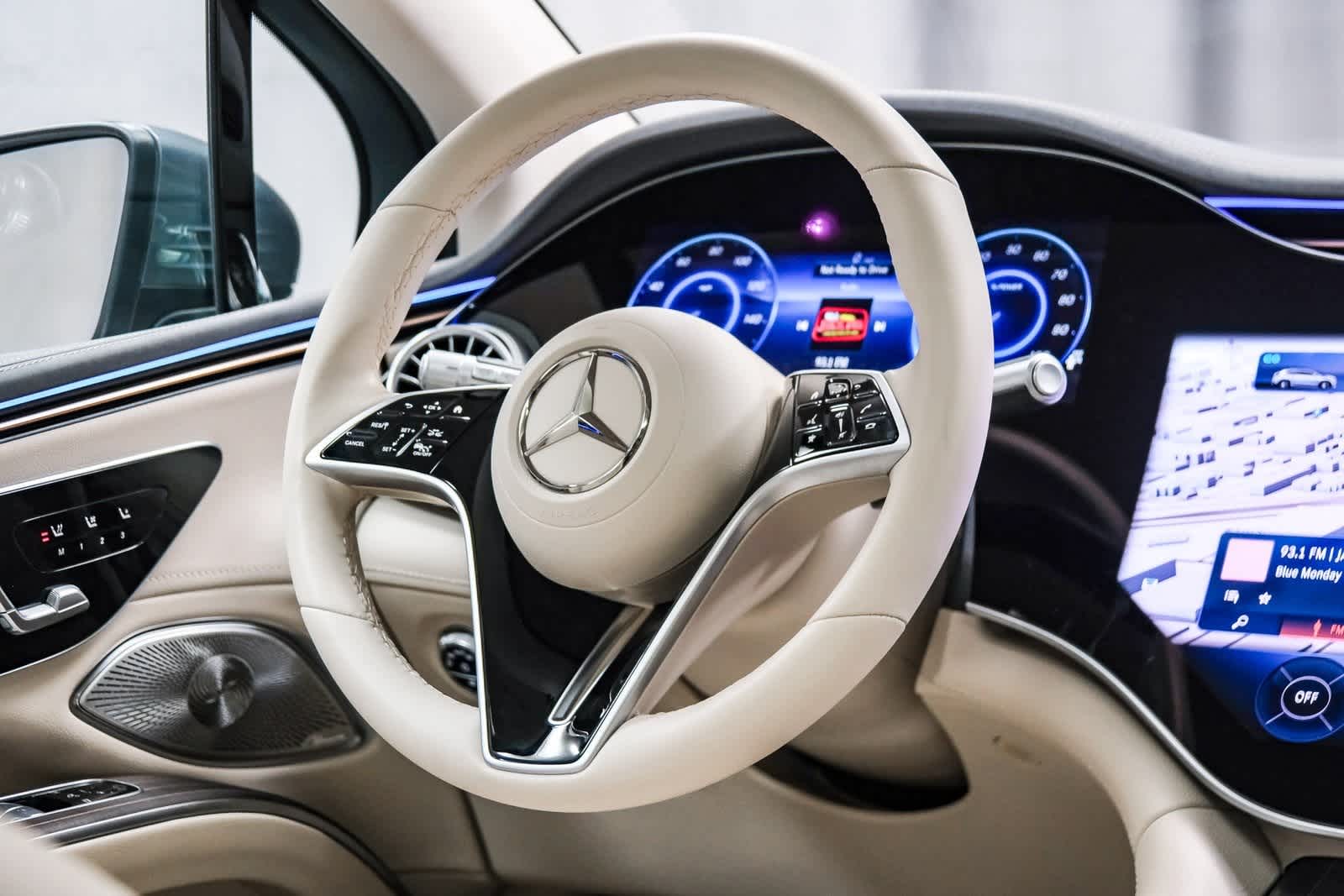 Thumbnail: 2025 Mercedes-Benz EQS - 15