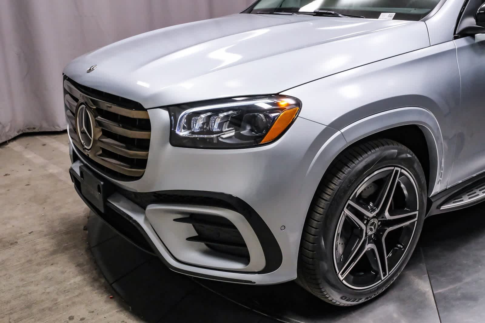 Thumbnail: 2026 Mercedes-Benz GLS - 12