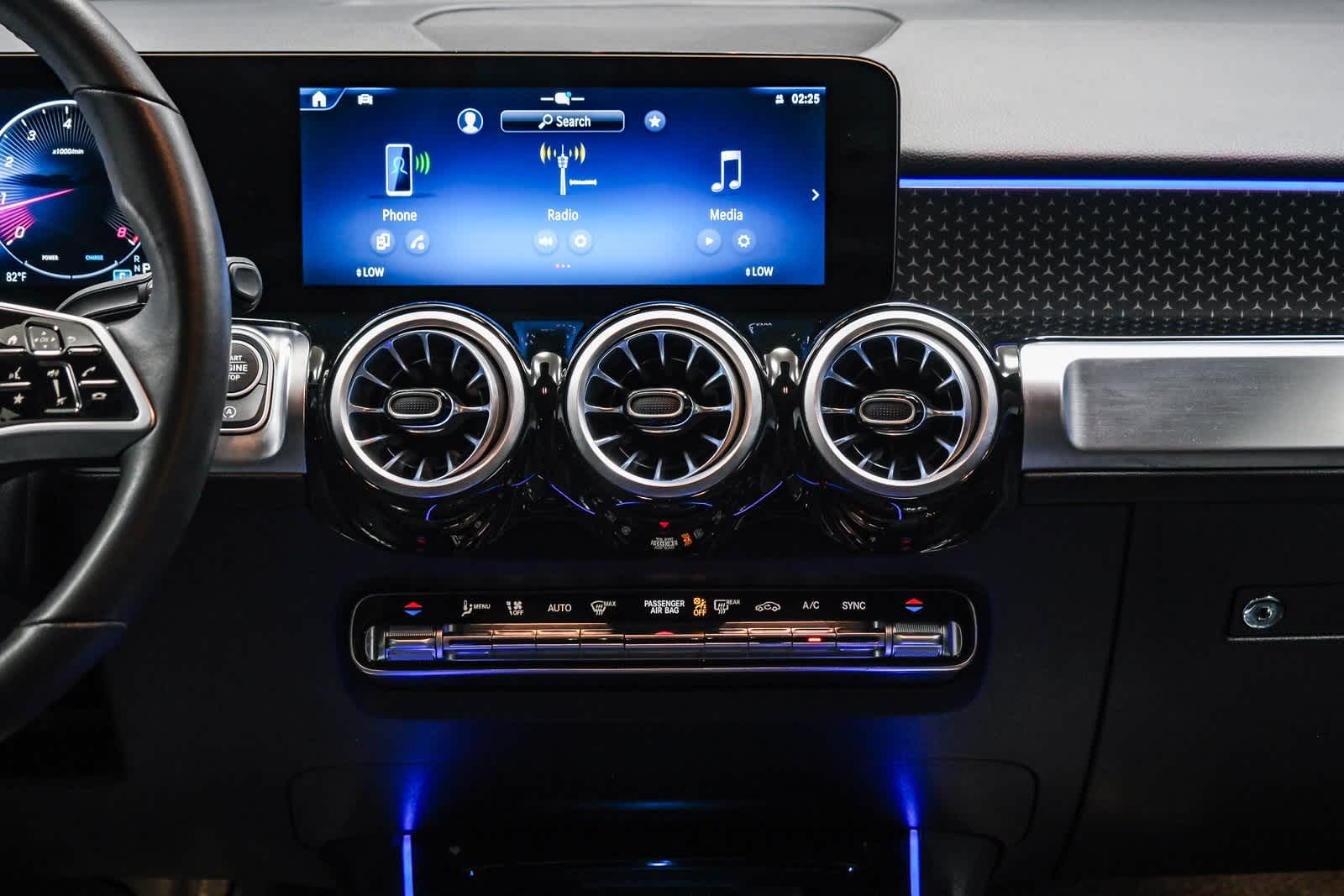 Thumbnail: 2025 Mercedes-Benz GLB - 13