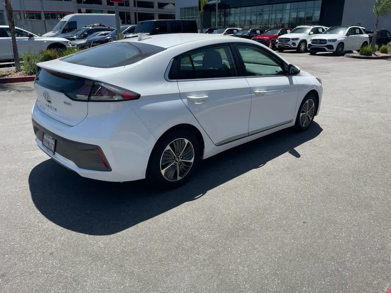 Thumbnail: 2022 Hyundai Ioniq - 3