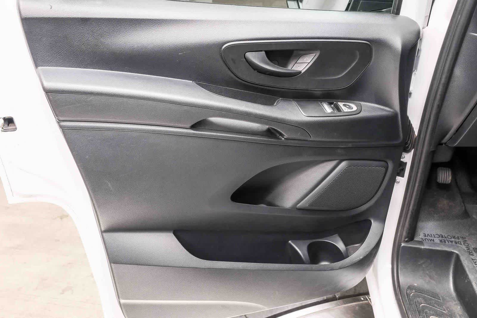 Thumbnail: 2023 Mercedes-Benz Metris - 20