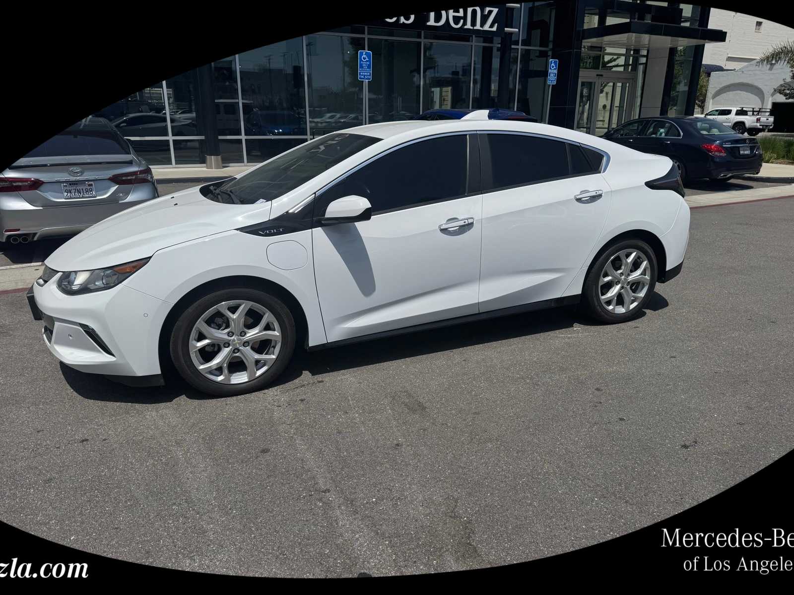 Thumbnail: 2017 Chevrolet Volt - 1