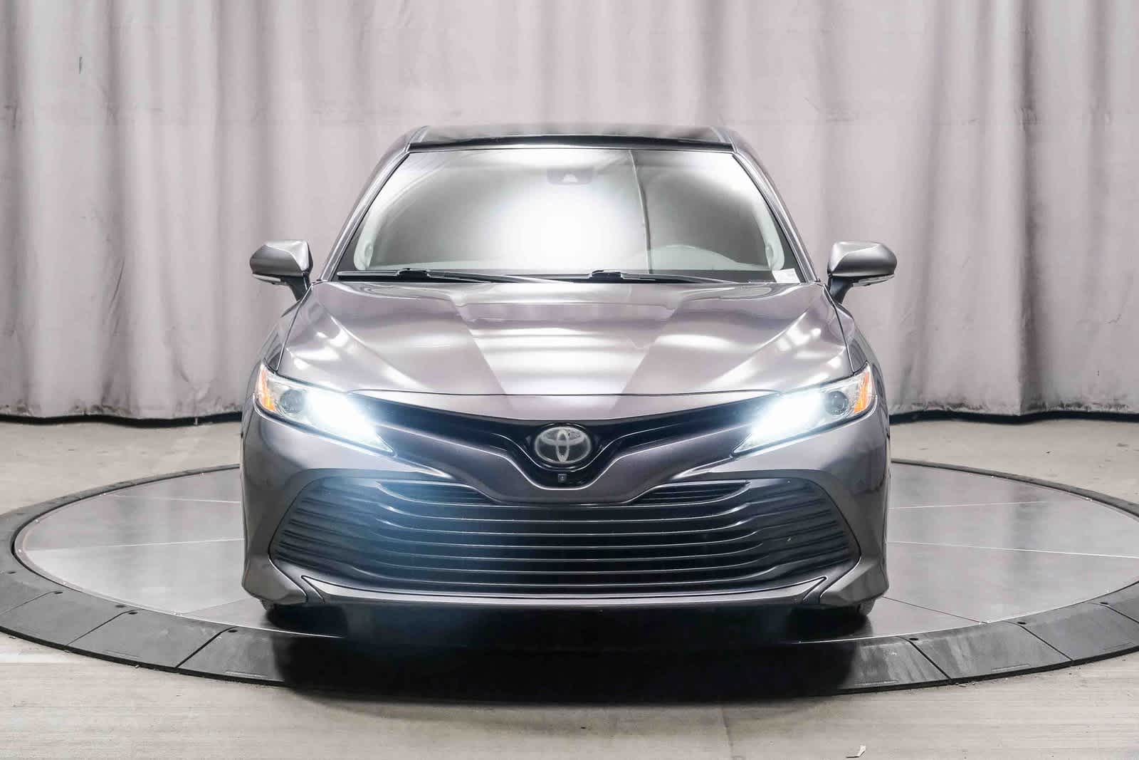 Thumbnail: 2019 Toyota Camry - 6