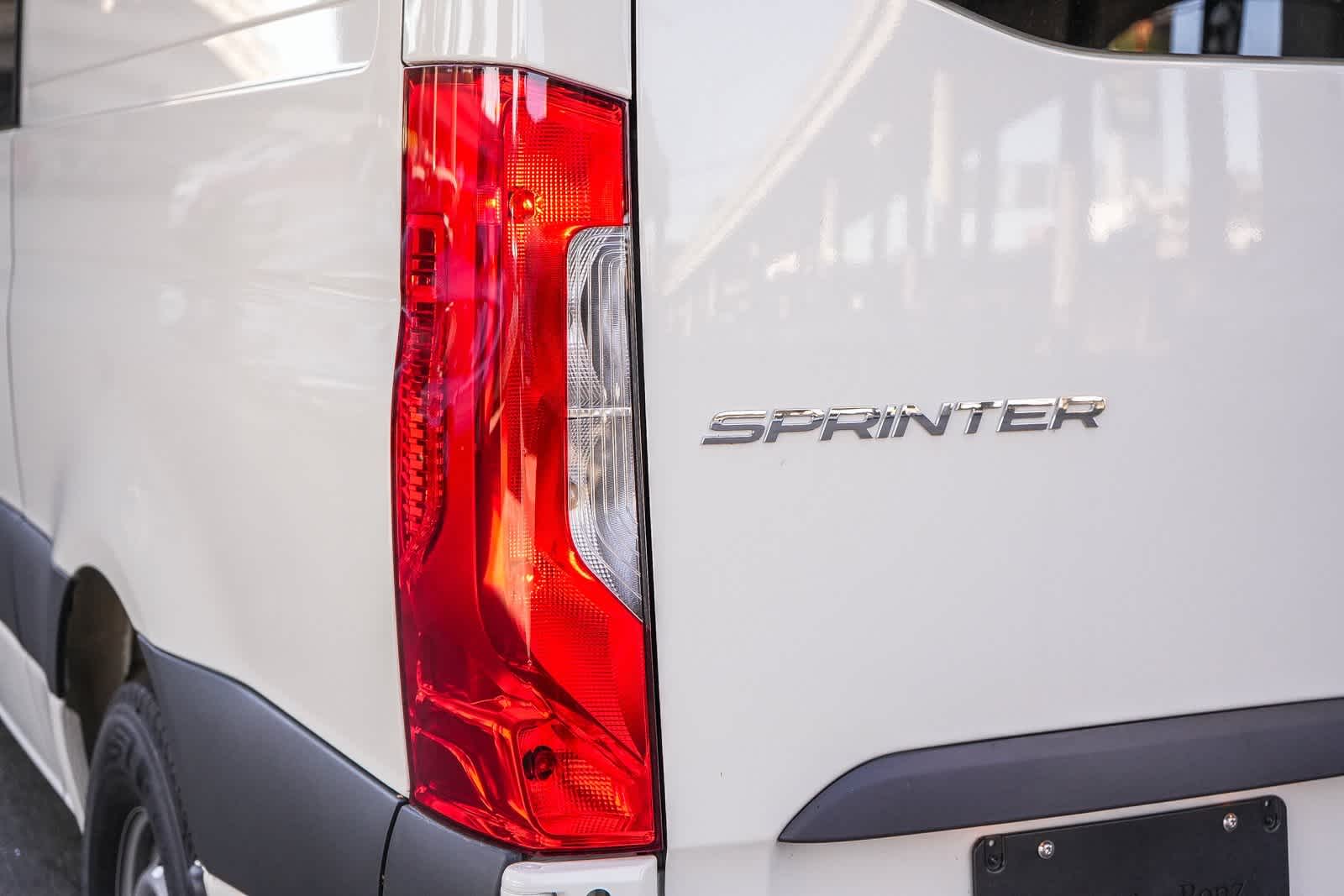 Thumbnail: 2026 Mercedes-Benz Sprinter - 9