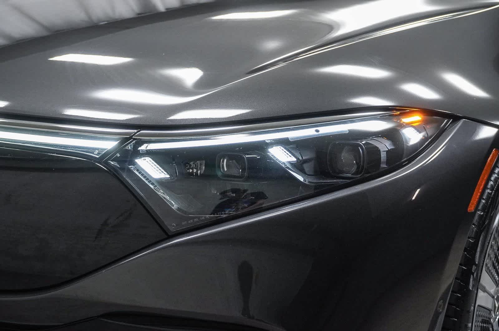 Thumbnail: 2023 Mercedes-Benz EQS - 8