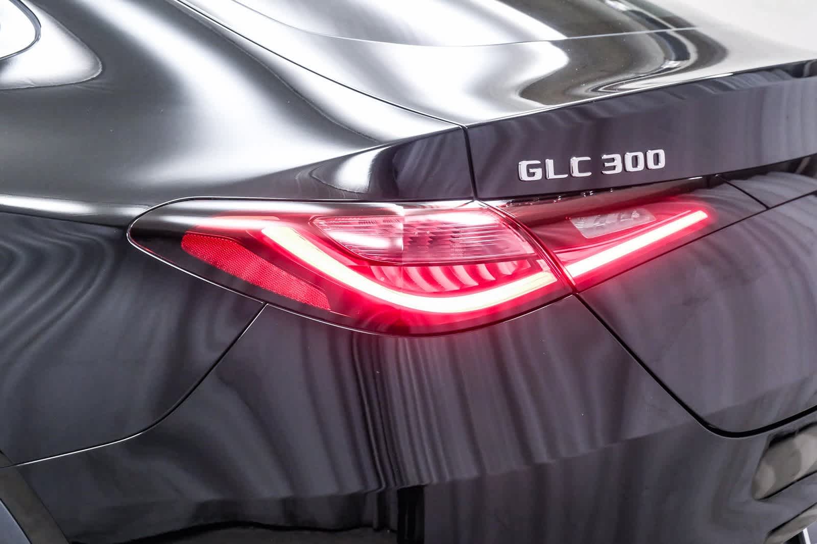 Thumbnail: 2025 Mercedes-Benz GLC - 7