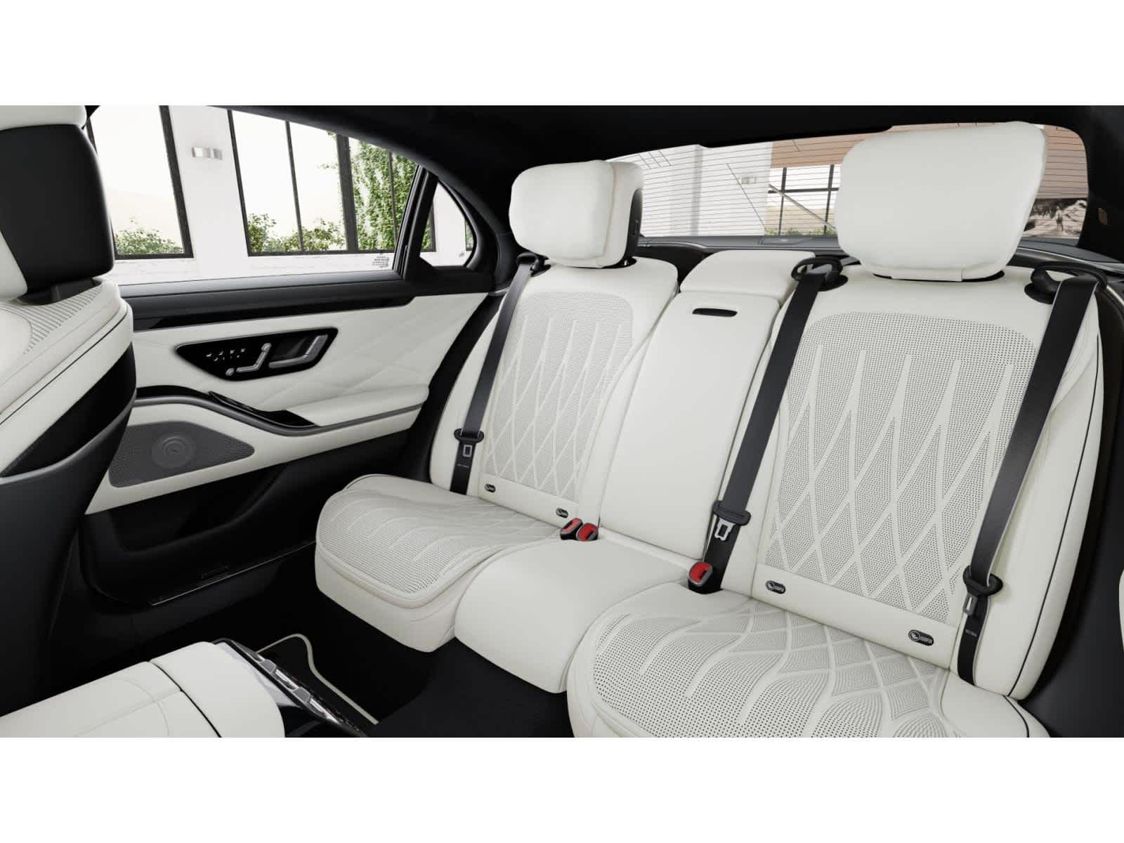 Thumbnail: 2025 Mercedes-Benz S-Class - 4