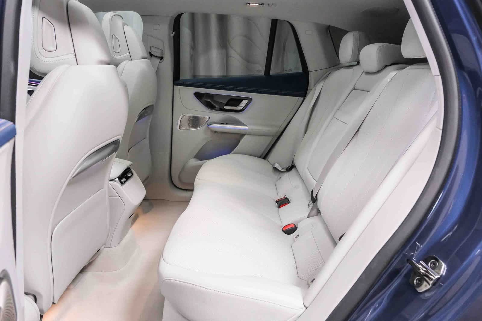 Thumbnail: 2025 Mercedes-Benz EQE - 17