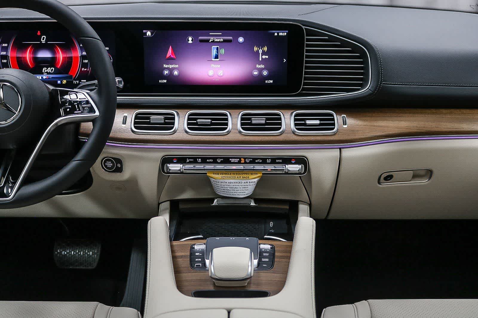 Thumbnail: 2026 Mercedes-Benz GLE - 13