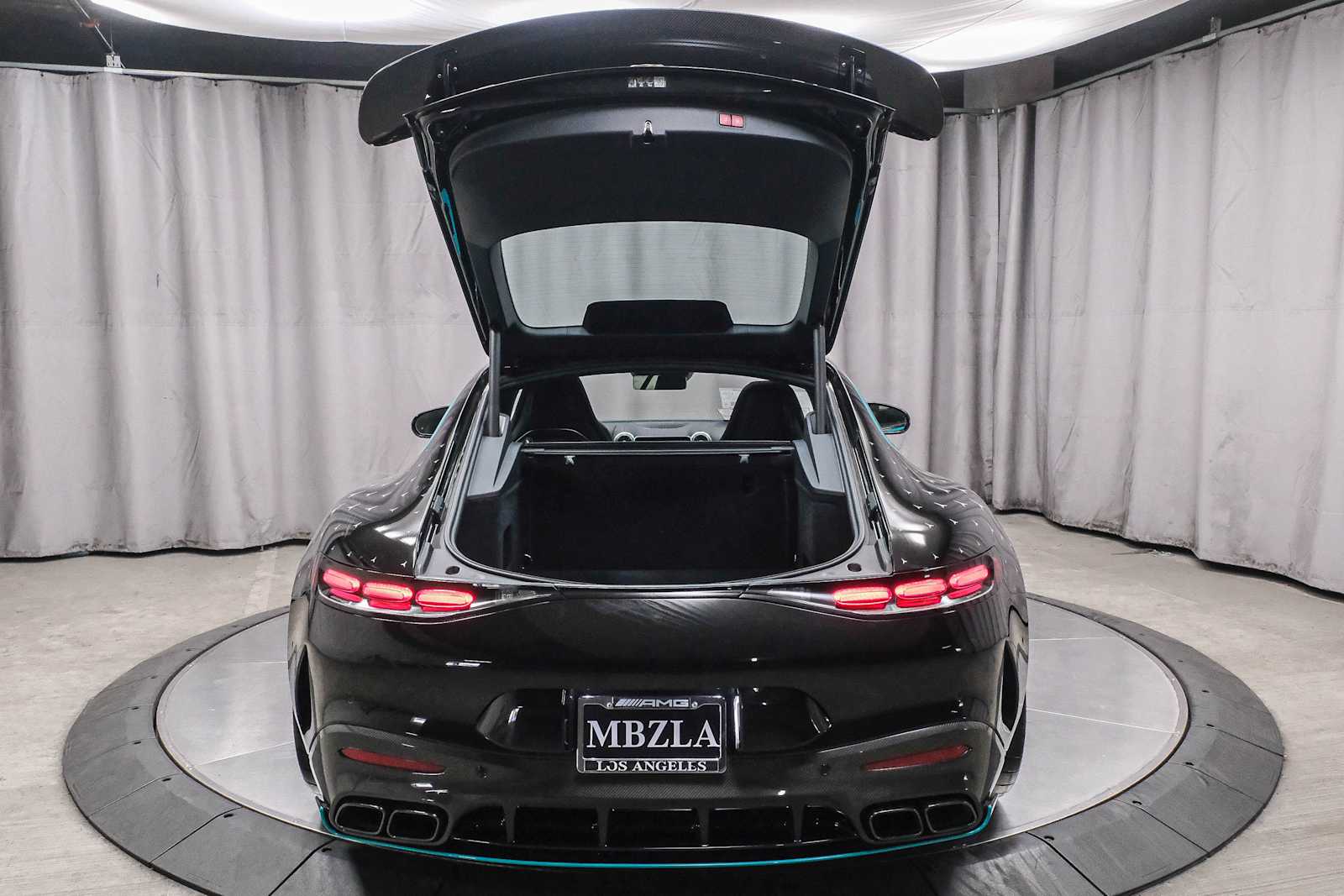 Thumbnail: 2025 Mercedes-Benz AMG GT - 27