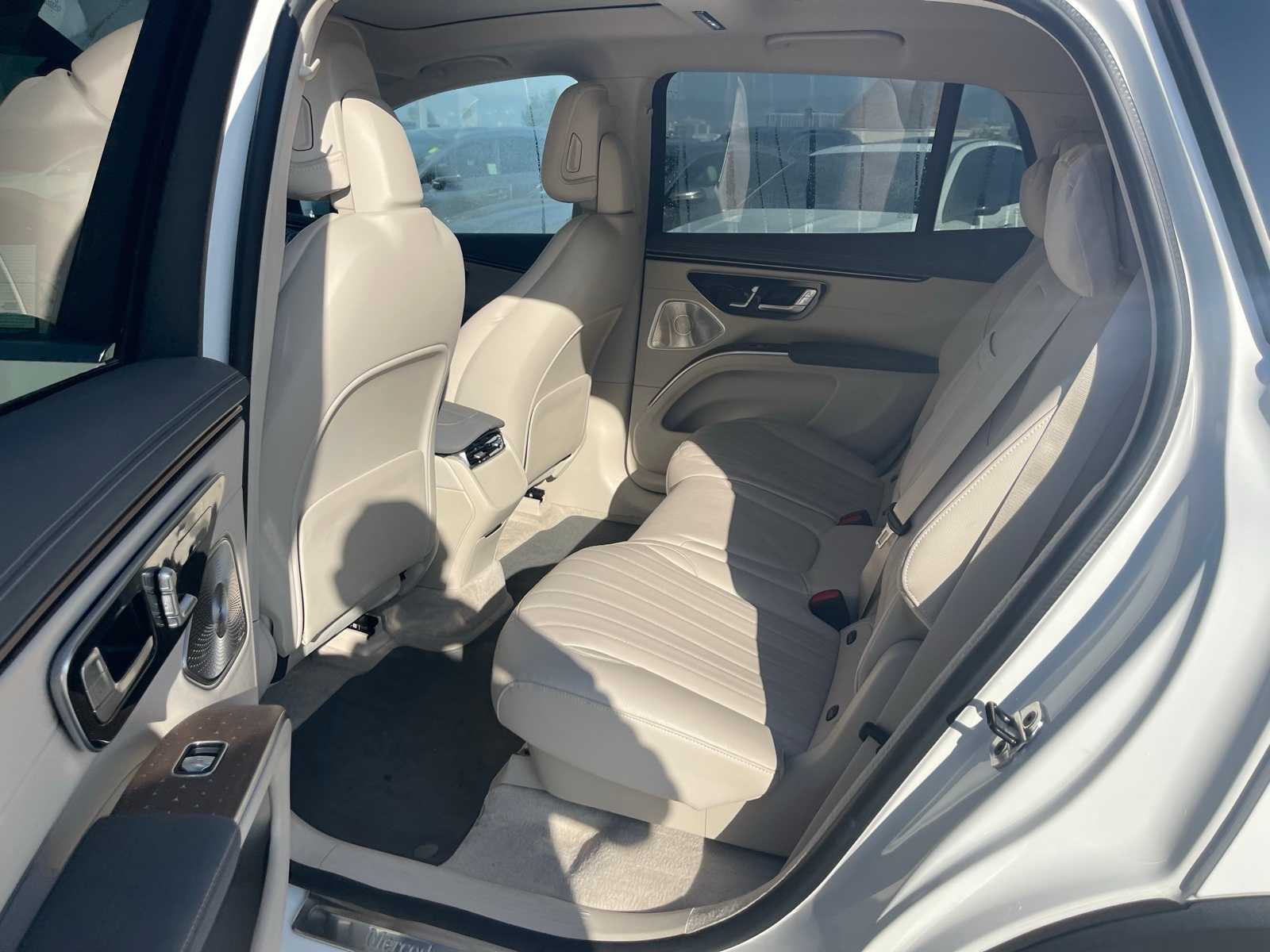 Thumbnail: 2023 Mercedes-Benz EQS - 5