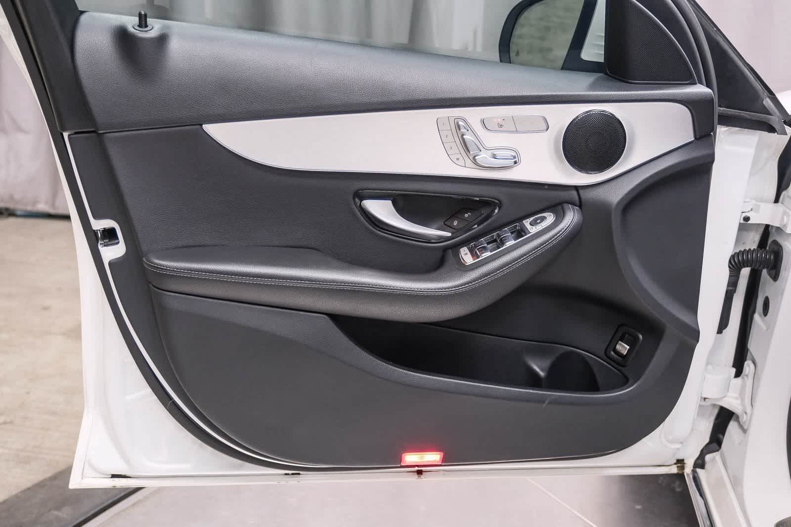 Thumbnail: 2021 Mercedes-Benz C-Class - 23