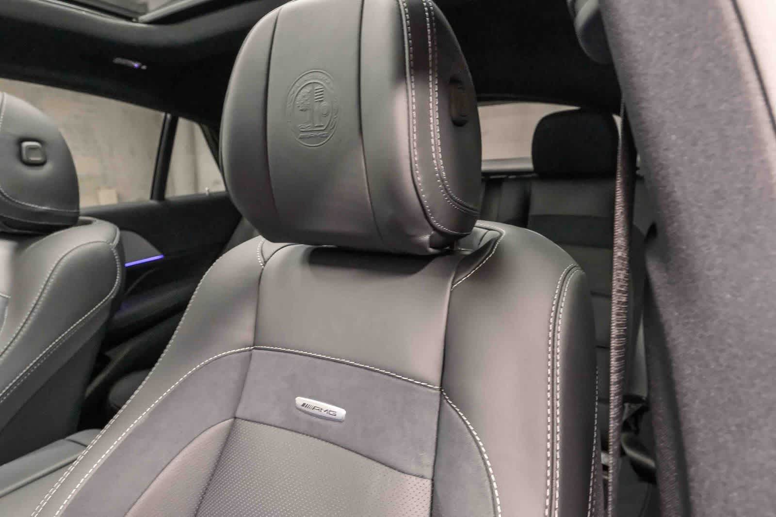 Thumbnail: 2026 Mercedes-Benz GLE - 26