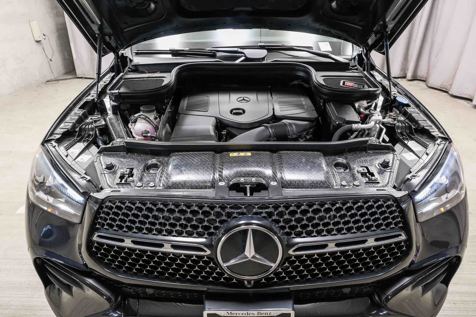 Thumbnail: 2026 Mercedes-Benz GLE - 27