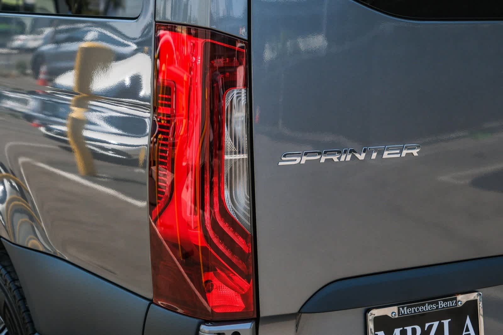 Thumbnail: 2024 Mercedes-Benz Sprinter - 7