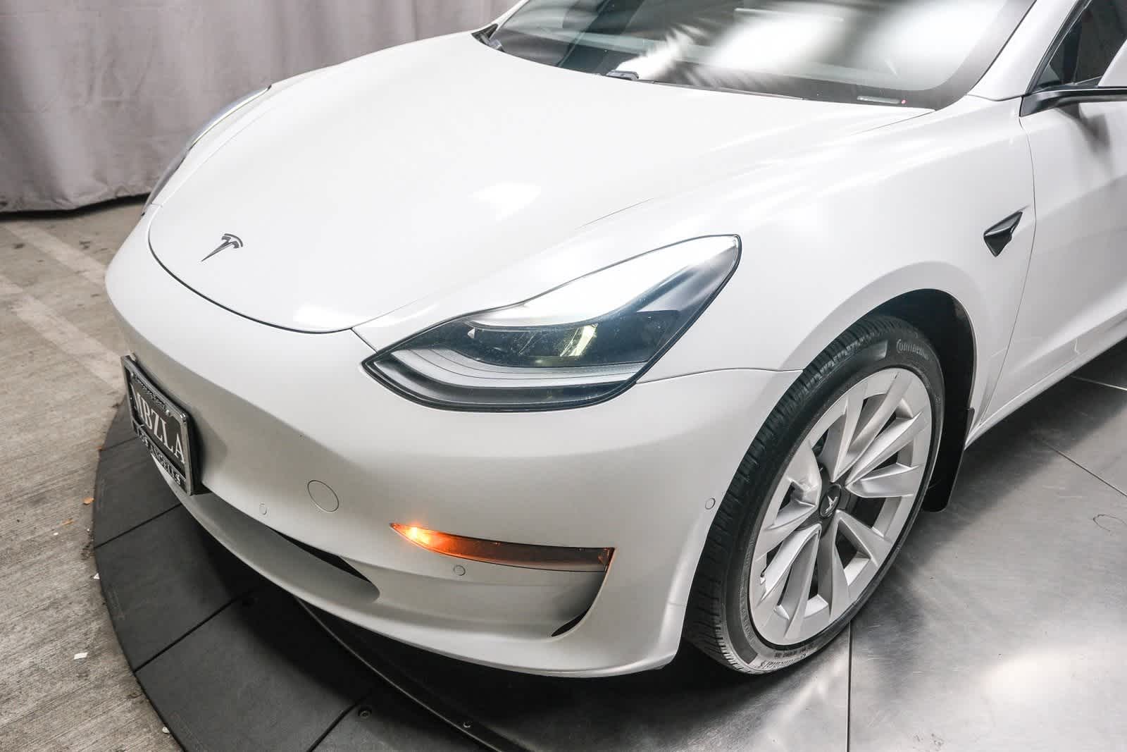 Thumbnail: 2021 Tesla Model 3 - 12