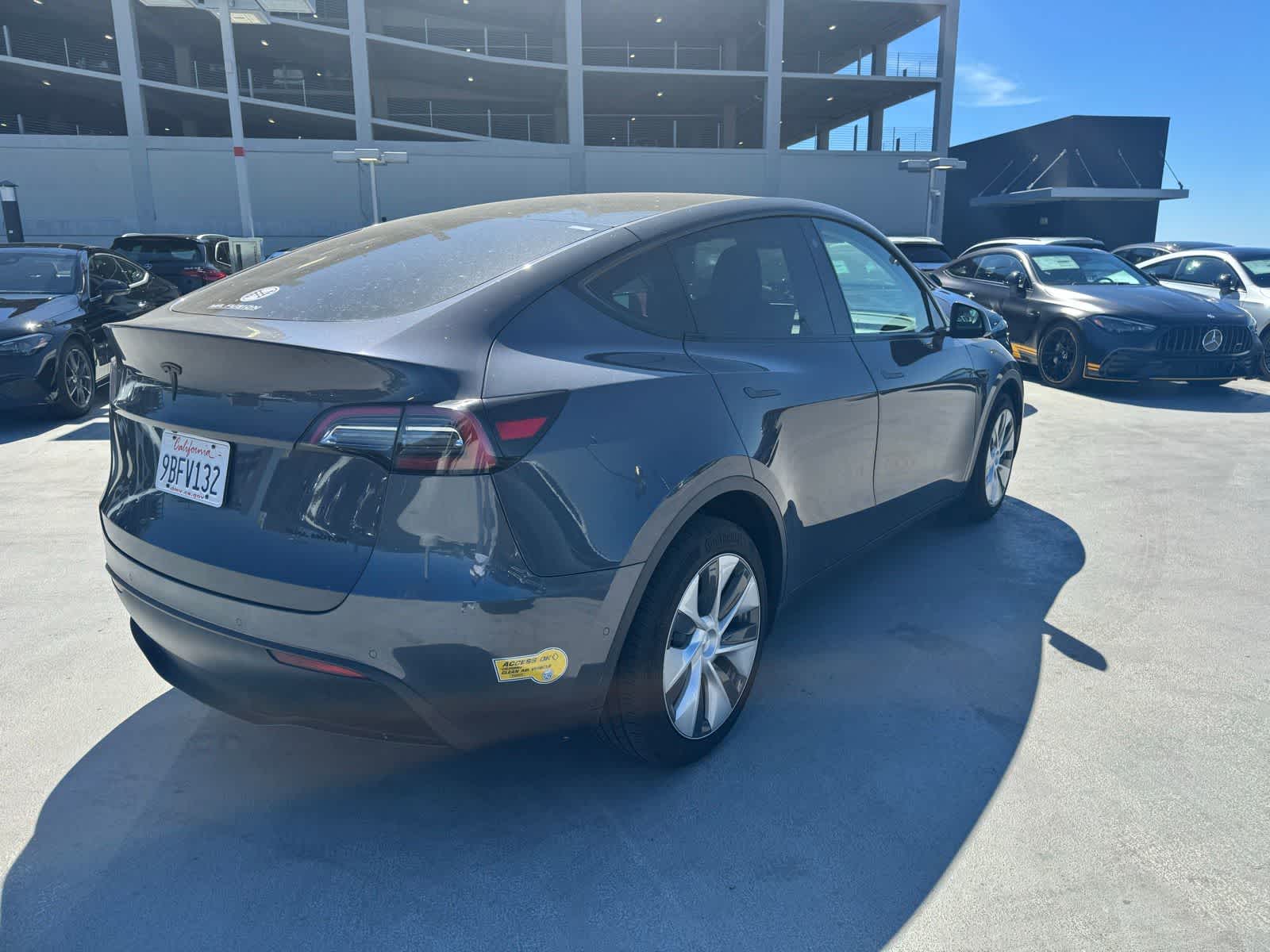 Thumbnail: 2022 Tesla Model Y - 3