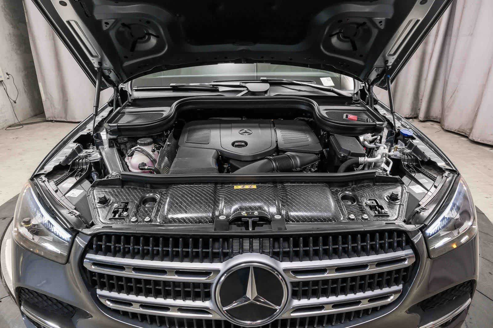 Thumbnail: 2026 Mercedes-Benz GLE - 27
