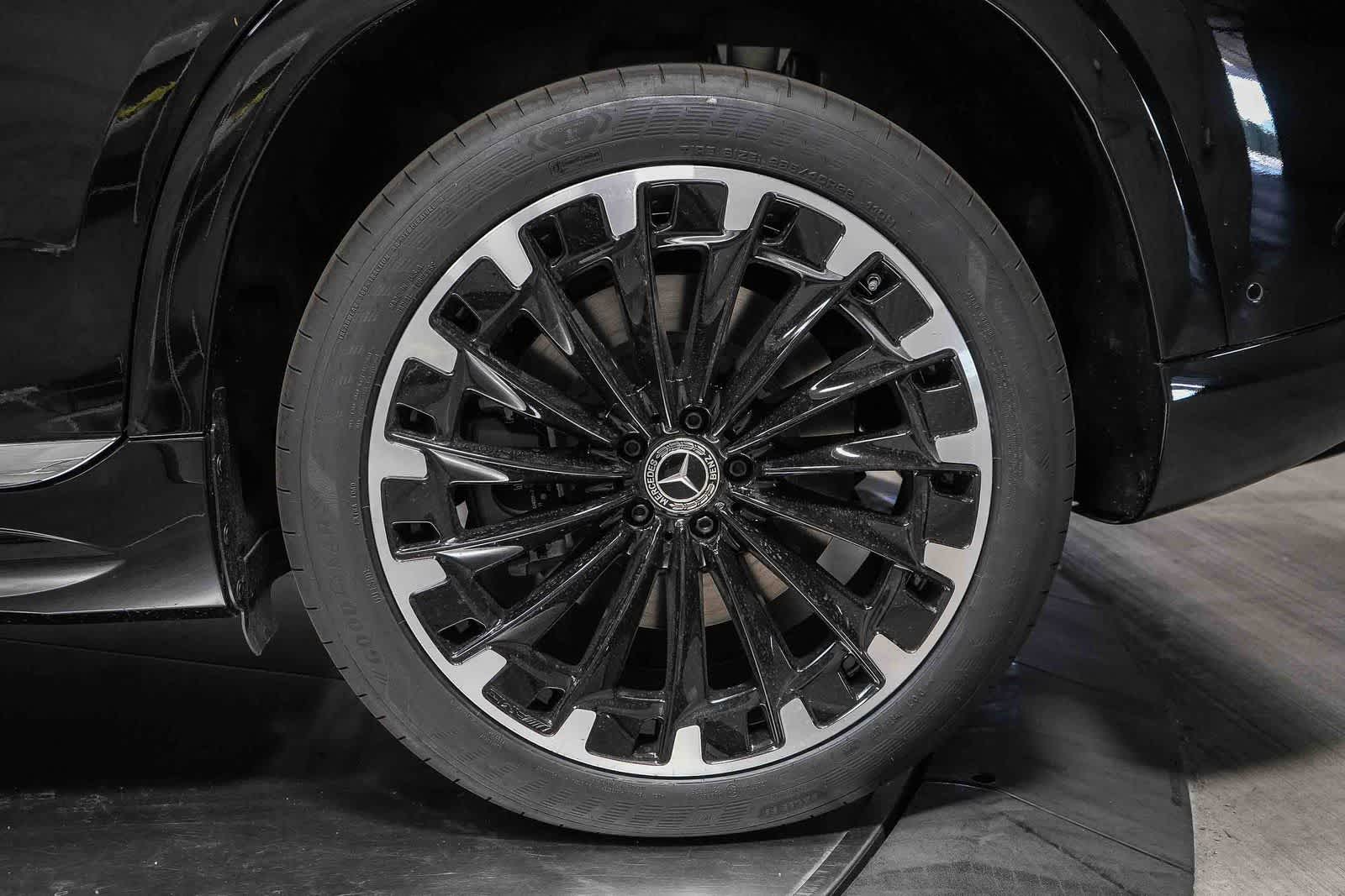 Thumbnail: 2026 Mercedes-Benz EQS - 10