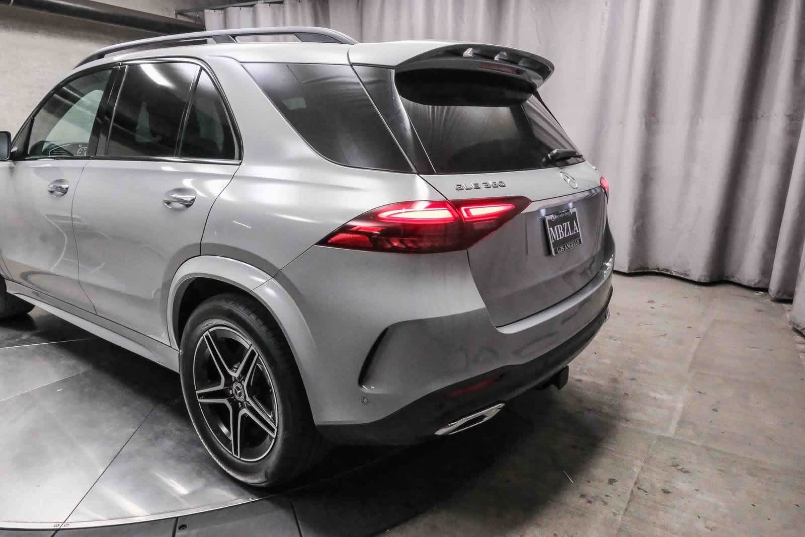 Thumbnail: 2025 Mercedes-Benz GLE - 8