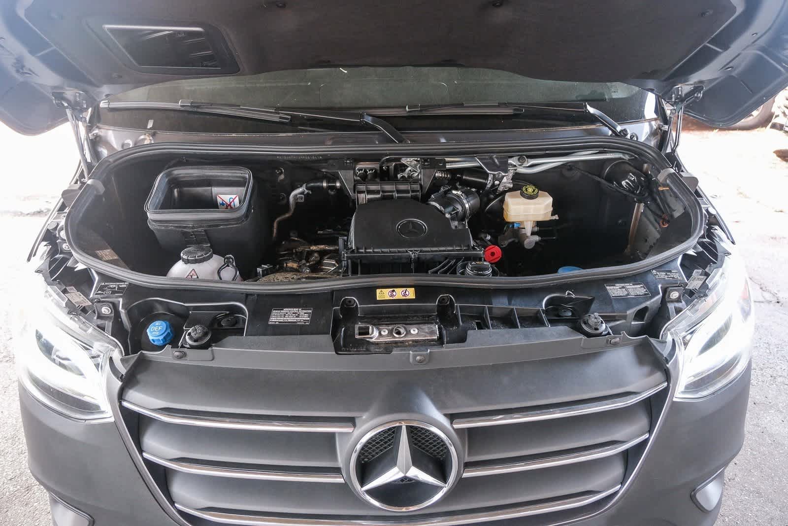 Thumbnail: 2024 Mercedes-Benz Sprinter - 30