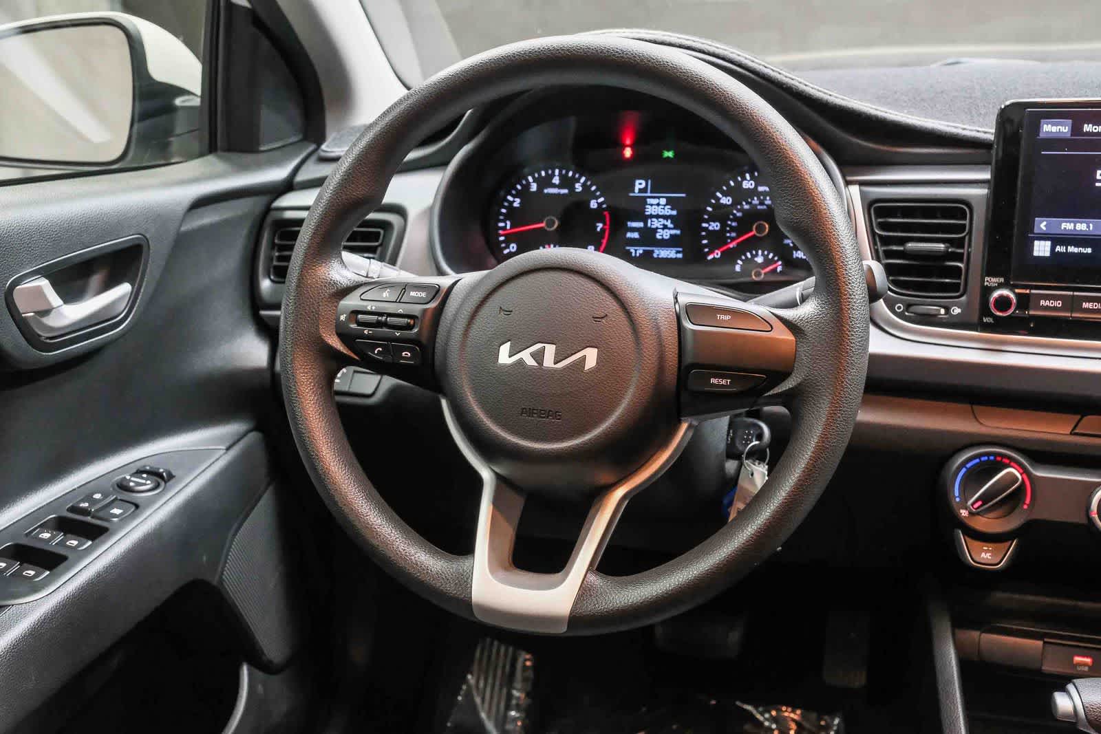 Thumbnail: 2023 Kia Rio - 16