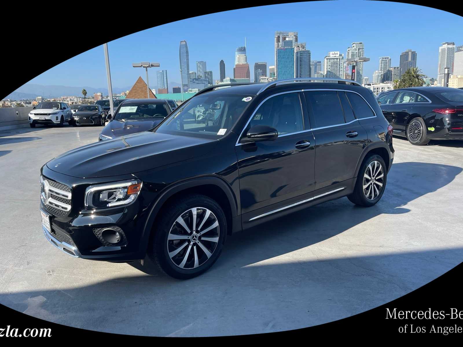 Thumbnail: 2021 Mercedes-Benz GLB - 1