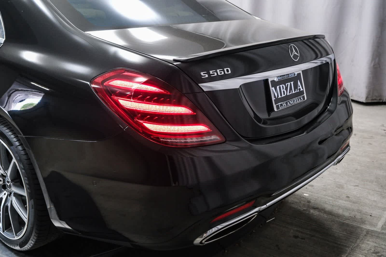 Thumbnail: 2018 Mercedes-Benz S-Class - 8