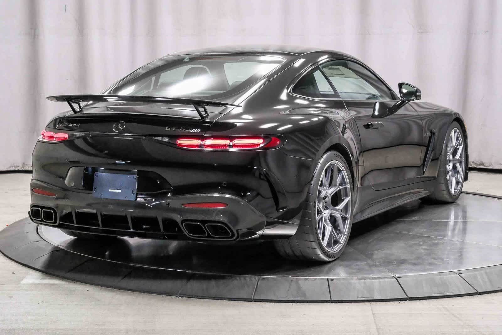 Thumbnail: 2026 Mercedes-Benz AMG GT - 4