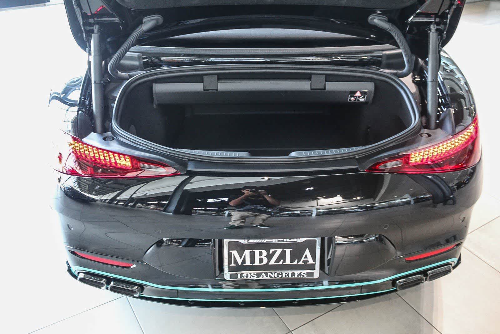 Thumbnail: 2024 Mercedes-Benz SL-Class - 24