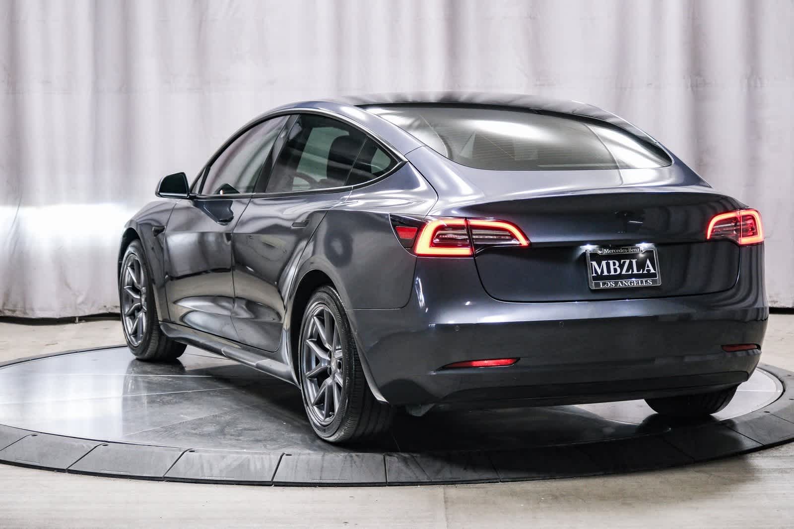 Thumbnail: 2021 Tesla Model 3 - 2
