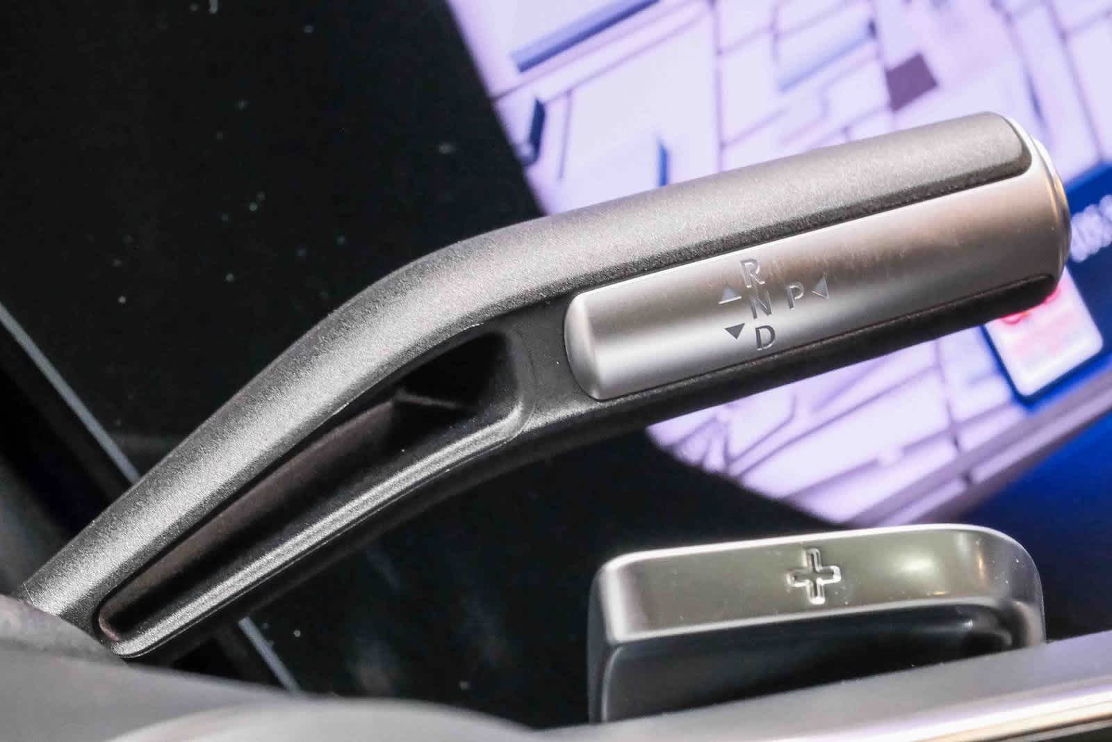 Thumbnail: 2025 Mercedes-Benz EQS - 18