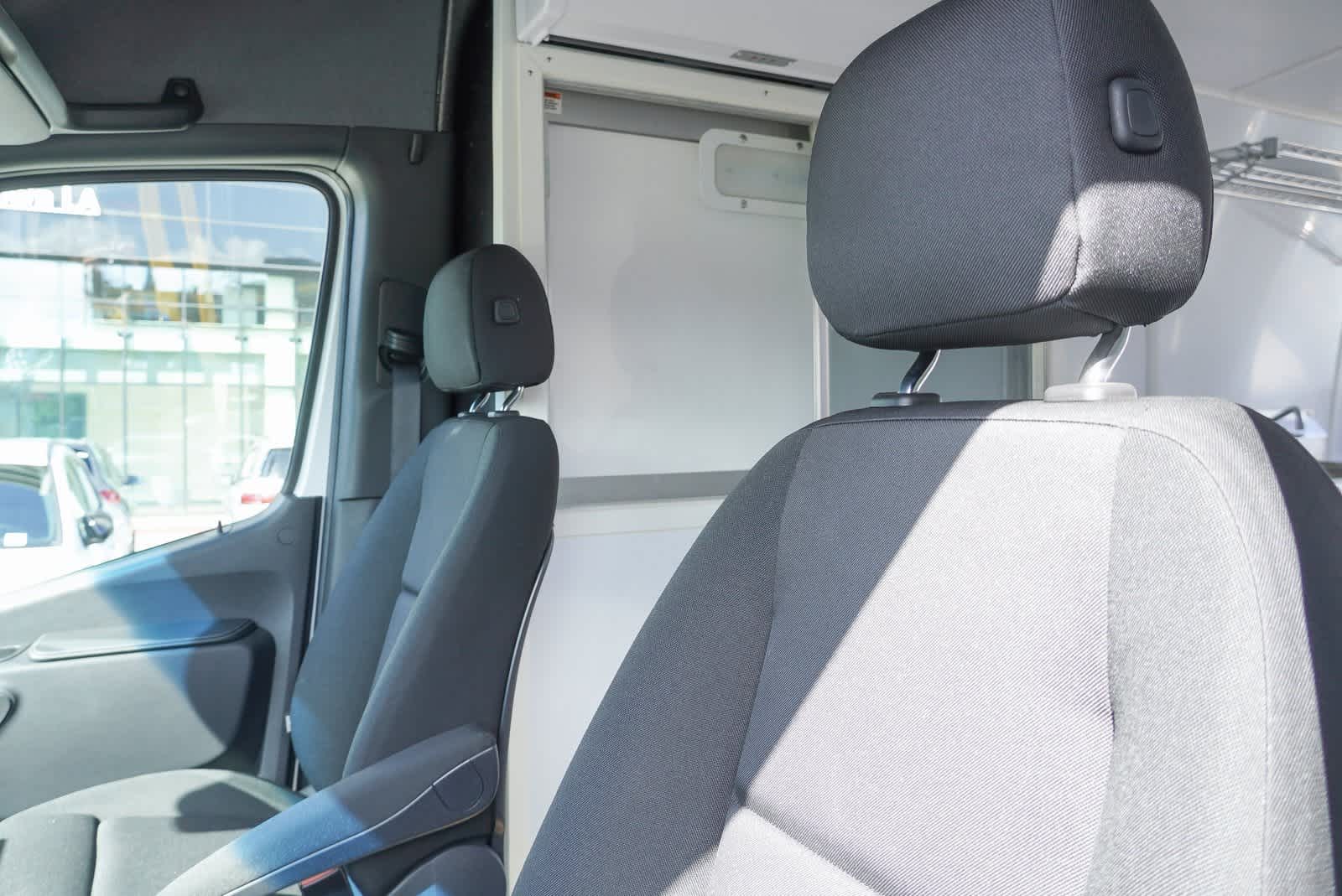 Thumbnail: 2019 Mercedes-Benz Sprinter - 20