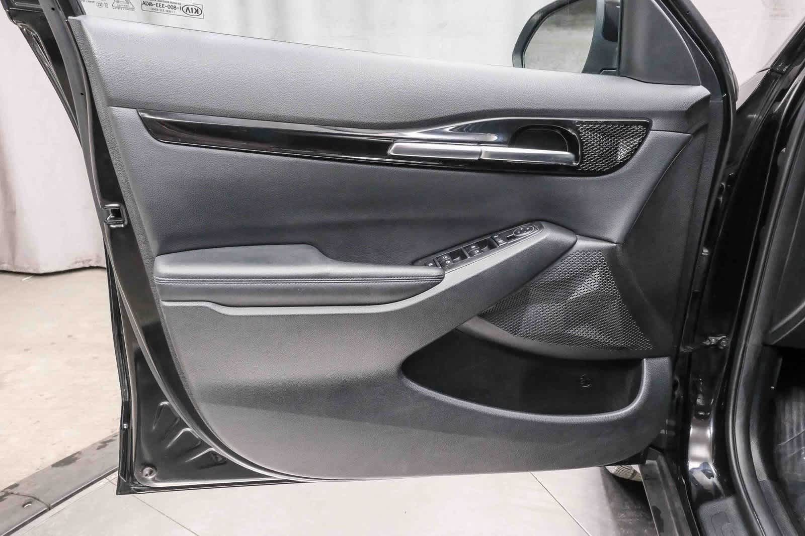 Thumbnail: 2021 Kia Seltos - 23